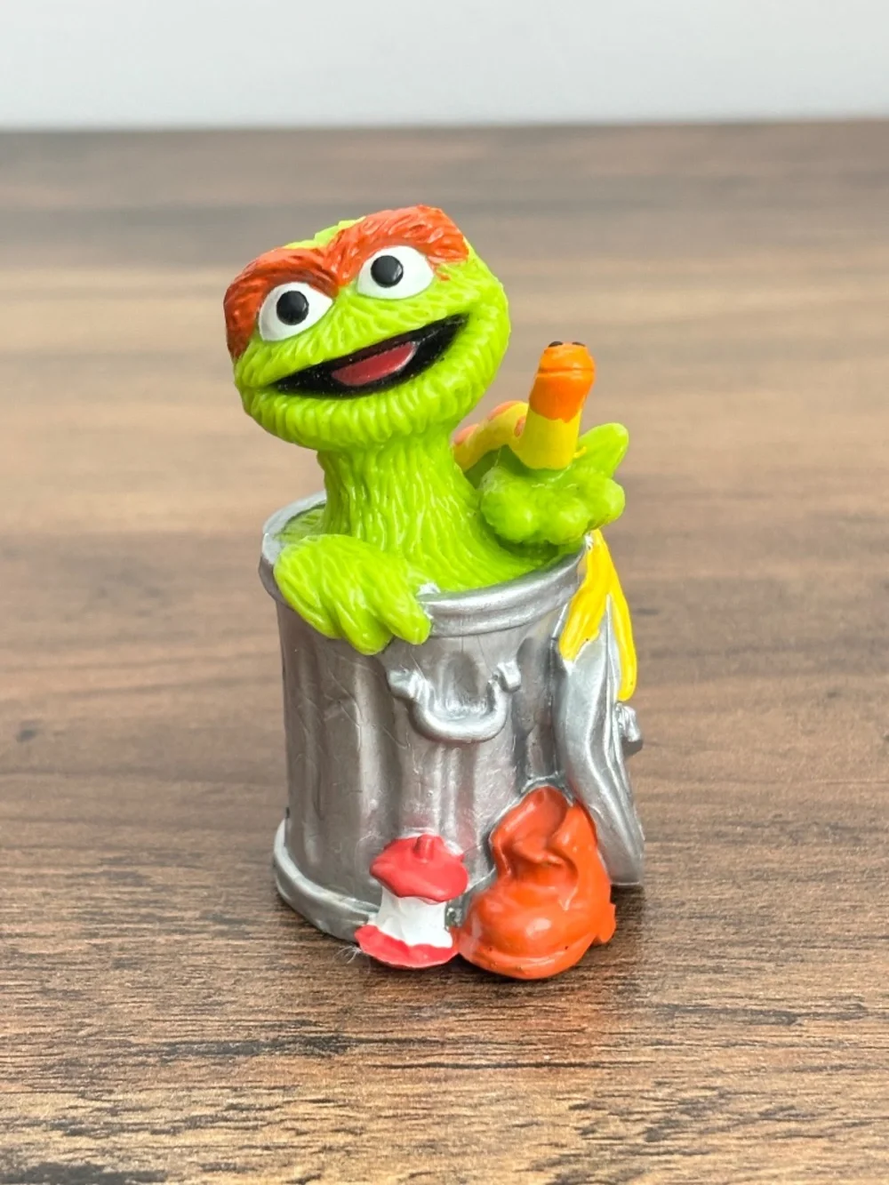 VINTAGE 1997 Sesame Street Oscar the Grouch Figure TYCO Preschool Toy Jim Henson